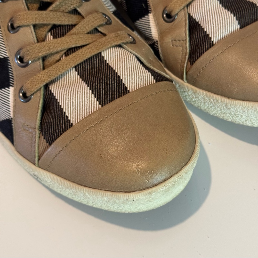 Burberry Vintage Housecheck Low Top Lace Sneaker 41 - Picture 6 of 11